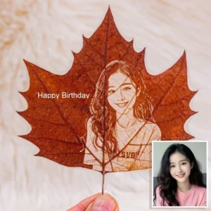 Custom Sycamore-Leaf Engraved Photo — Handcrafted Keepsake (Anniversary / Valentine's)